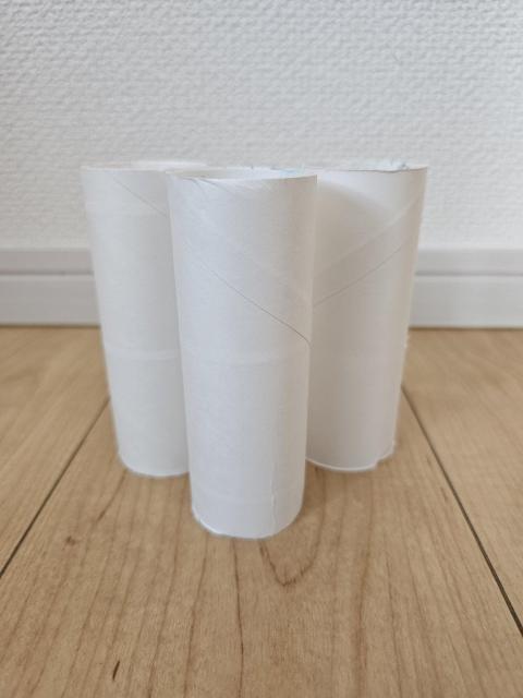 トイレットペーパーの芯(白×3本) < インテリア/ライフ トイレットペーパーの芯(白×3本) < インテリア/ライフの