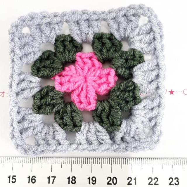 27*ハンドメイド*グラニースクエアモチーフ 16 < ペット/手芸/園芸 27*ハンドメイド*グラニースクエアモチーフ 16 < ペット/手芸/園芸の