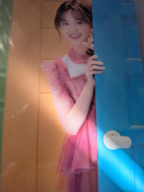 NiziU�|�X�g�J�[�h �� �z�r�[�� 