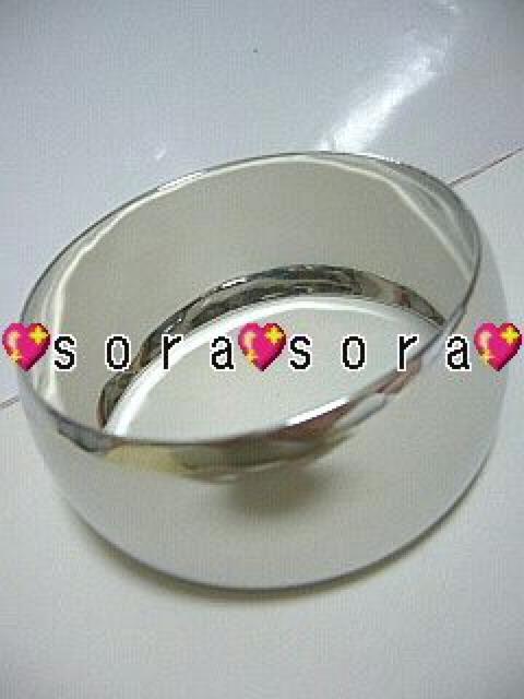 存在感.ボリューム感抜群♪シルバーメタリックバングル T < 女性アクセサリー/時計 存在感.ボリューム感抜群♪シルバーメタリックバングル T < 女性アクセサリー/時計の