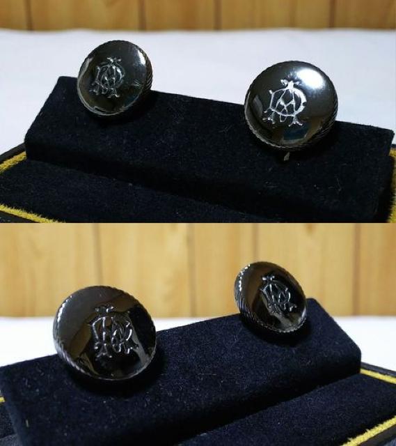 正規レア アルフレッドダンヒル ADロゴ エンブレムオーバルカフス黒 ブラックカフリンクスボタン 付属有 < ブランド 正規レア アルフレッドダンヒル ADロゴ エンブレムオーバルカフス黒 ブラックカフリンクスボタン 付属有 < ブランドの