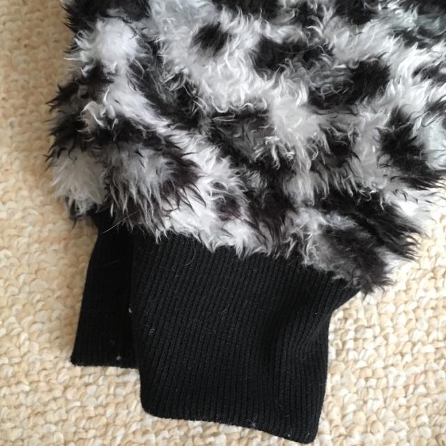 レオパード柄シャギーボア素材パーカープルオーバー < 男性ファッション レオパード柄シャギーボア素材パーカープルオーバー < 男性ファッションの