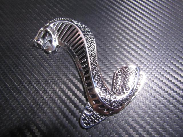 ●1994 マスタング コブラ SVT スネーク CH&BLACK 凹凸仕様 メタル製 エンブレム < 自動車/バイク ●1994 マスタング コブラ SVT スネーク CH&BLACK 凹凸仕様 メタル製 エンブレム < 自動車/バイク