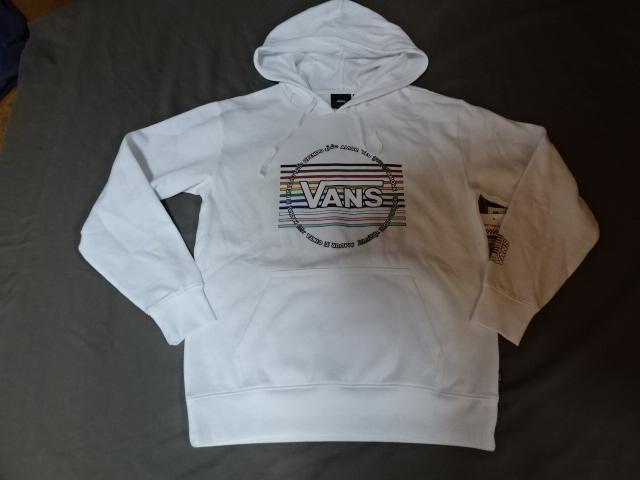 大人気スケボー系アメカジブランド バンズ【VANS】カラフル ロゴプリント入り フルジップパーカーUS XS < 女性ファッション  大人気スケボー系アメカジブランド バンズ【VANS】カラフル ロゴプリント入り フルジップパーカーUS XS  < 女性ファッションの