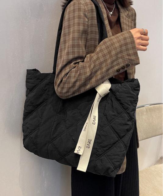 送料無料 新品 キルティングバッグ トートバッグ 大容量 < 女性ファッション  送料無料 新品 キルティングバッグ トートバッグ 大容量 < 女性ファッションの