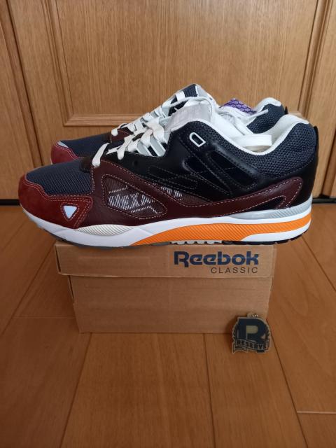 72ItAReebokAR{Xj[J[(Vi^OA27)   jt@bV 