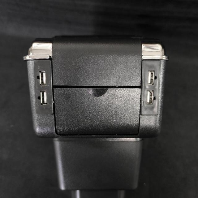 SUBARU �T���o�[ �A�[�����X�g USB�|�[�g�t �u���b�N �R���\�[�� �� ������/�o�C�N