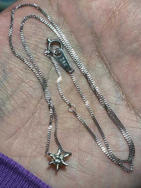 pt850ミニ喜平のチェーンにpt900のペンダントトップ一体型1粒ダイヤは0.31ct綺麗ですが、少し色入ってますね(^_^) < 女性アクセサリー/時計 pt850ミニ喜平のチェーンにpt900のペンダントトップ一体型1粒ダイヤは0.31ct綺麗ですが、少し色入ってますね(^_^) < 女性アクセサリー/時計の