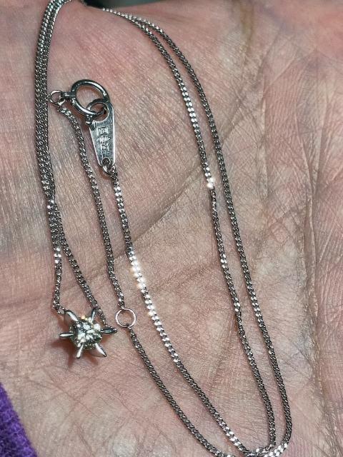 pt850ミニ喜平のチェーンにpt900のペンダントトップ一体型1粒ダイヤは0.31ct綺麗ですが、少し色入ってますね(^_^) < 女性アクセサリー/時計 pt850ミニ喜平のチェーンにpt900のペンダントトップ一体型1粒ダイヤは0.31ct綺麗ですが、少し色入ってますね(^_^) < 女性アクセサリー/時計の