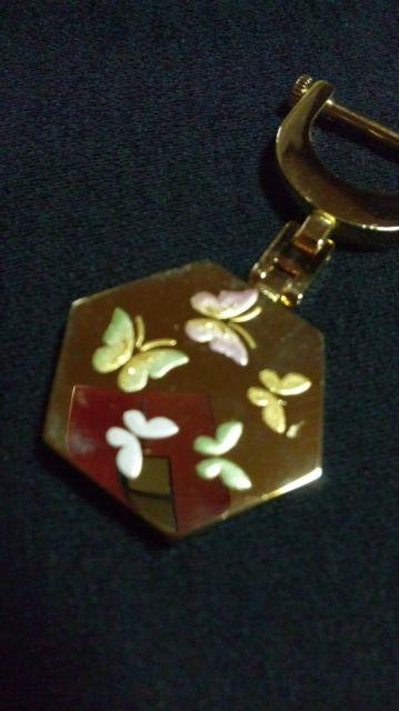 【新品】加賀◆和柄蝶◆高級感◆美キーホルダー < 女性ファッション  【新品】加賀◆和柄蝶◆高級感◆美キーホルダー < 女性ファッションの