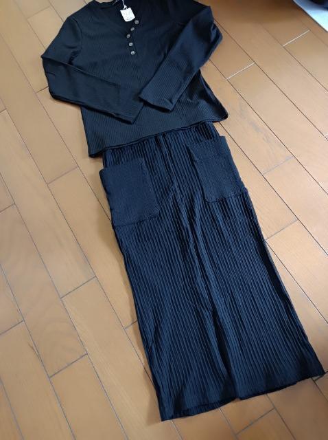 INGNI★定価約4500円★新品タグ付きVネック長袖カットソー黒★イング★ < 女性ファッション  INGNI★定価約4500円★新品タグ付きVネック長袖カットソー黒★イング★ < 女性ファッションの