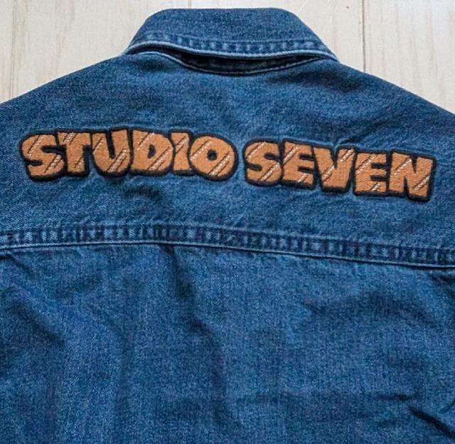 110★GU★ジーユー★STUDIO SEVEN★男女兼用デニムシャツ★新品★送料無料 < キッズ/ベビー  110★GU★ジーユー★STUDIO SEVEN★男女兼用デニムシャツ★新品★送料無料 < キッズ/ベビーの