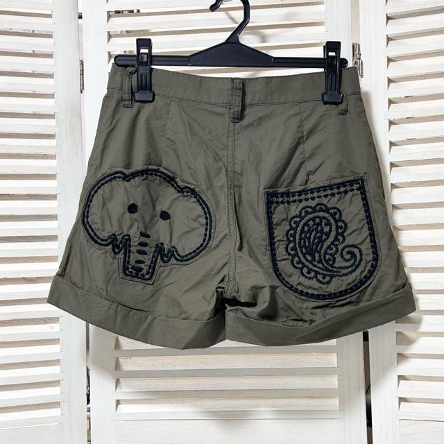 美品 Ne-net ネネット ショートパンツ 1 ゾウ ペイズリー 刺繍 < ブランド  美品 Ne-net ネネット ショートパンツ 1 ゾウ ペイズリー 刺繍 < ブランドの