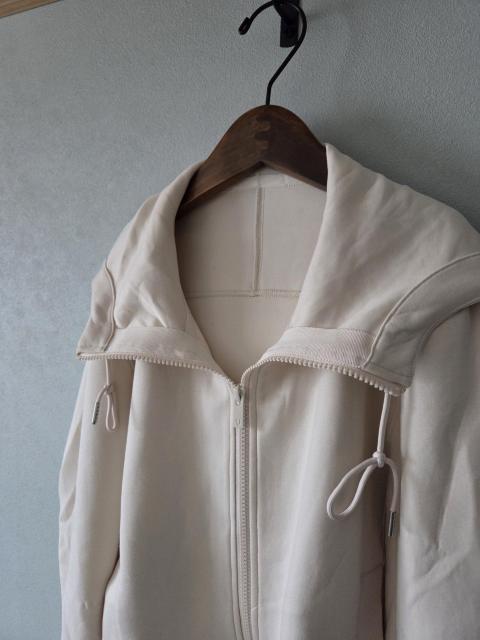 AUNIQLOパーカー★アイボリーなウレタンパーカー < ブランド AUNIQLOパーカー★アイボリーなウレタンパーカー < ブランドの