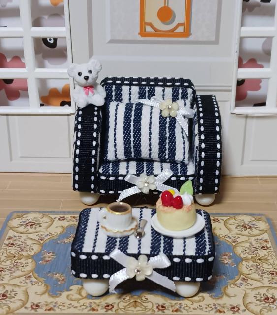 �V�}�G�i�K�̉����G���̃s���N�~�j�\�t�@�Z�b�g�@��������P�[�L�p�s�I�J�t��  �� �z�r�[�� 