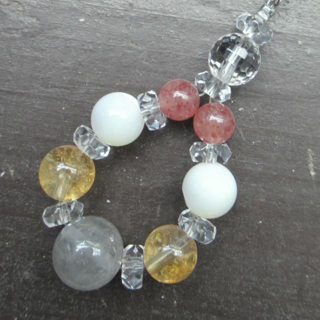 クラウディークォーツxシトリンxマザーオブパールxモスコバイトストラップ 天然石 パワーストーン < 家電/AV クラウディークォーツxシトリンxマザーオブパールxモスコバイトストラップ 天然石 パワーストーン < 家電/AVの