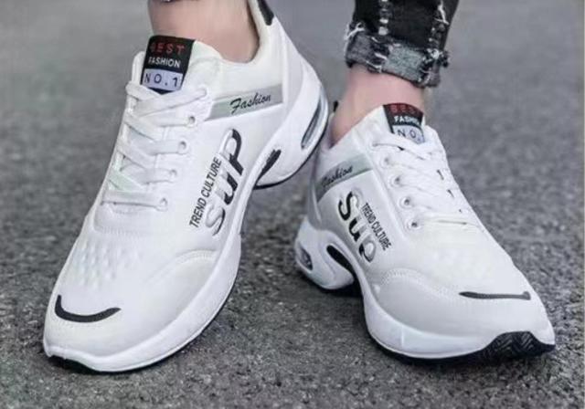 メンズ スニーカー スポーツシューズ カジュアルシューズ 運動靴 ホワイト ブラック 26.5cm < 男性ファッション メンズ スニーカー スポーツシューズ カジュアルシューズ 運動靴 ホワイト ブラック 26.5cm < 男性ファッションの