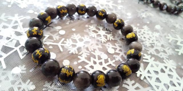 *定形外無料*天然石ブレス*金彫り普賢菩薩様とシルバーオブシディアン* < 女性アクセサリー/時計 *定形外無料*天然石ブレス*金彫り普賢菩薩様とシルバーオブシディアン* < 女性アクセサリー/時計の