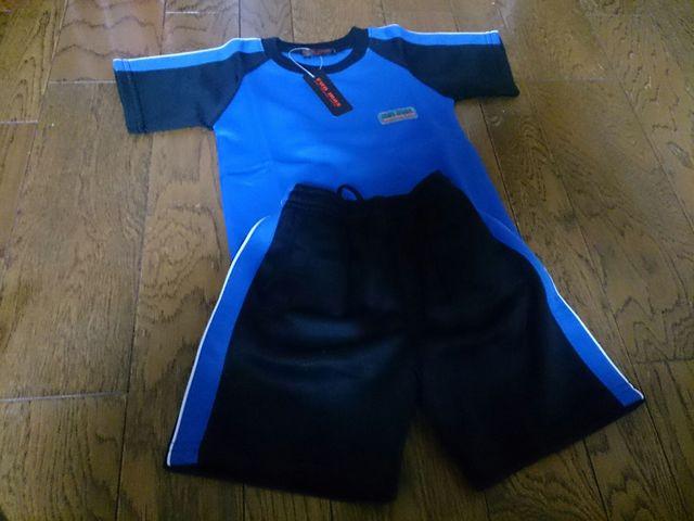 100 hard rock kids セットアップ 新品 < キッズ/ベビー 100 hard rock kids セットアップ 新品 < キッズ/ベビーの