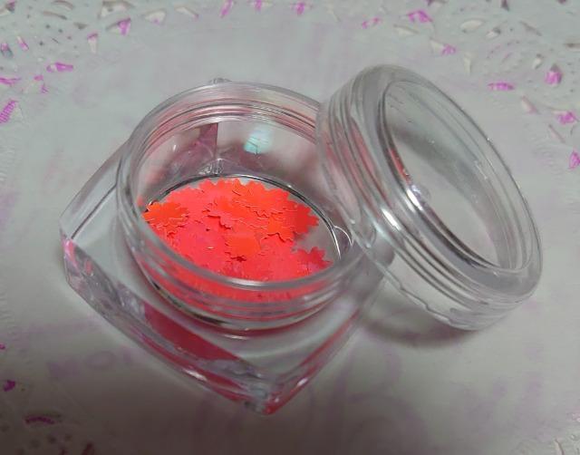 ★ハンドメイド素材★ケース入り!ホログラム・桜(蛍光オレンジ) < 香水/コスメ/ネイル  ★ハンドメイド素材★ケース入り!ホログラム・桜(蛍光オレンジ) < 香水/コスメ/ネイルの