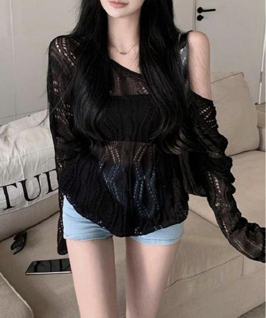 送料無料 新品 透かし編み ニットトップス レースアップ < 女性ファッション  送料無料 新品 透かし編み ニットトップス レースアップ < 女性ファッションの