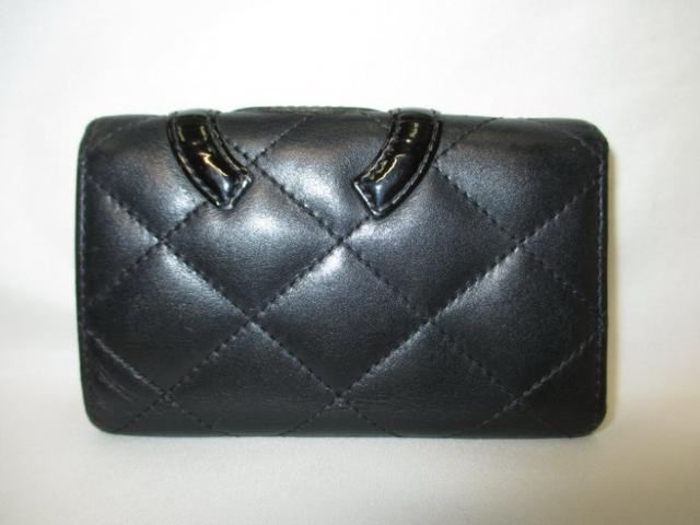 美品 CHANEL シャネル 6連キーケース カンボン ブラック 黒 キーケース 本物 < ブランド  美品 CHANEL シャネル 6連キーケース カンボン ブラック 黒 キーケース 本物 < ブランドの