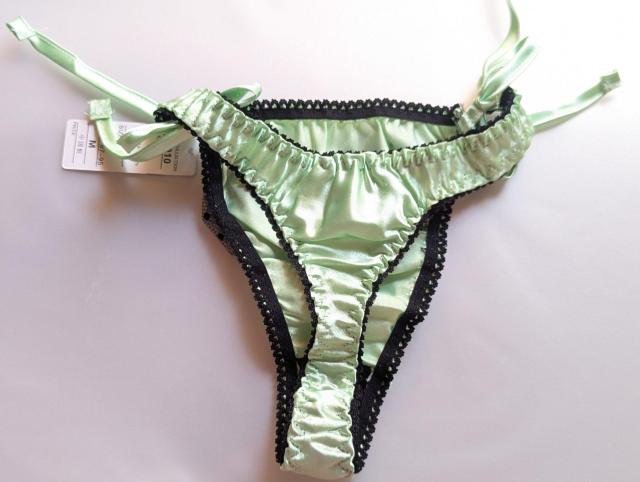 普通郵便に限り送料無料 衣類 レディースTショーツ < 女性ファッション 普通郵便に限り送料無料 衣類 レディースTショーツ < 女性ファッションの