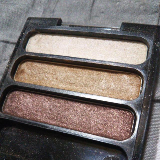 ブラウン系アイシャドウパレット 残量9割 < 香水/コスメ/ネイル ブラウン系アイシャドウパレット 残量9割 < 香水/コスメ/ネイルの