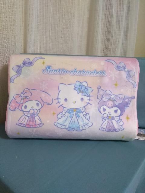 サンリオキャラクターズスノーレインボー低反発まくら おんなのこ < アニメ/コミック/キャラクター サンリオキャラクターズスノーレインボー低反発まくら おんなのこ < アニメ/コミック/キャラクターの