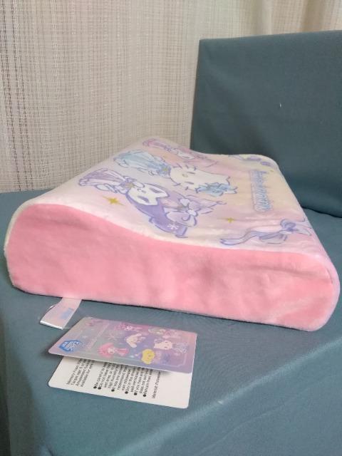 サンリオキャラクターズスノーレインボー低反発まくら おんなのこ < アニメ/コミック/キャラクター サンリオキャラクターズスノーレインボー低反発まくら おんなのこ < アニメ/コミック/キャラクターの