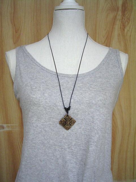 メール便送料無料♪ボーントップネックレス*カツマ*1 < 男性アクセサリー/時計  メール便送料無料♪ボーントップネックレス*カツマ*1  < 男性アクセサリー/時計の