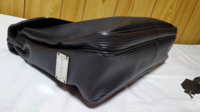 正規良 ブルガリ ミレリゲ ロゴ金具 ビジネスバッグ黒 ブリーフ 書類鞄 鍵 L パソコン収納可能○メンズ クラシックハイエンド < ブランド  正規良 ブルガリ ミレリゲ ロゴ金具 ビジネスバッグ黒 ブリーフ 書類鞄 鍵 L パソコン収納可能○メンズ クラシックハイエンド < ブランドの