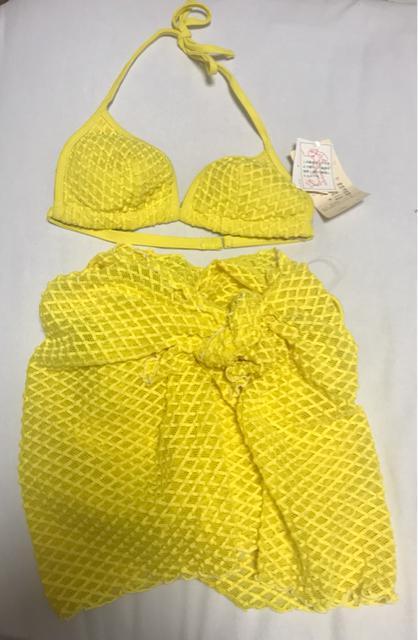 新品タグ付き 日本製 水着 3点セット 9M < 女性ファッション  新品タグ付き 日本製 水着 3点セット 9M < 女性ファッションの