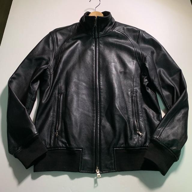 グリーンレーベルリラクシング 羊革 シングル ライダースジャケット 革ジャン Mサイズ A-2 フライトジャケット ハイネック < 男性ファッション  グリーンレーベルリラクシング 羊革 シングル ライダースジャケット 革ジャン Mサイズ A-2 フライトジャケット ハイネック < 男性ファッションの