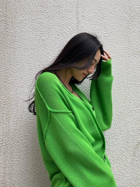 EMODAカーデ★華やかグリーンのオーバーサイズカーデ/タグ付き新品♪ < ブランド EMODAカーデ★華やかグリーンのオーバーサイズカーデ/タグ付き新品♪ < ブランドの