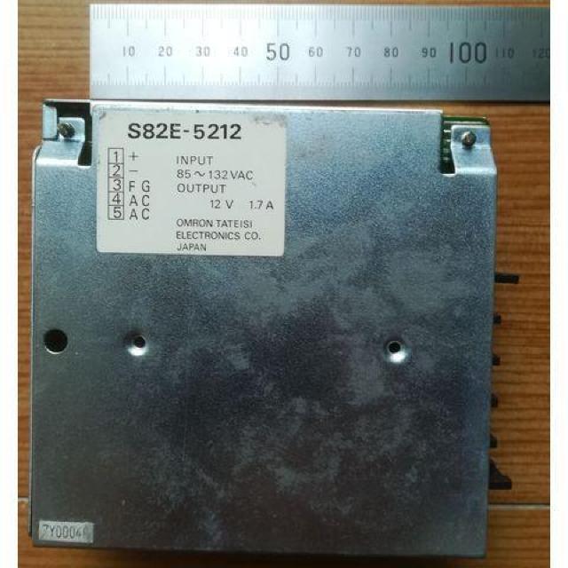 OMRON�X�C�b�`���O�d��S82E-5212 12V1.7A  �� �z�r�[�� 