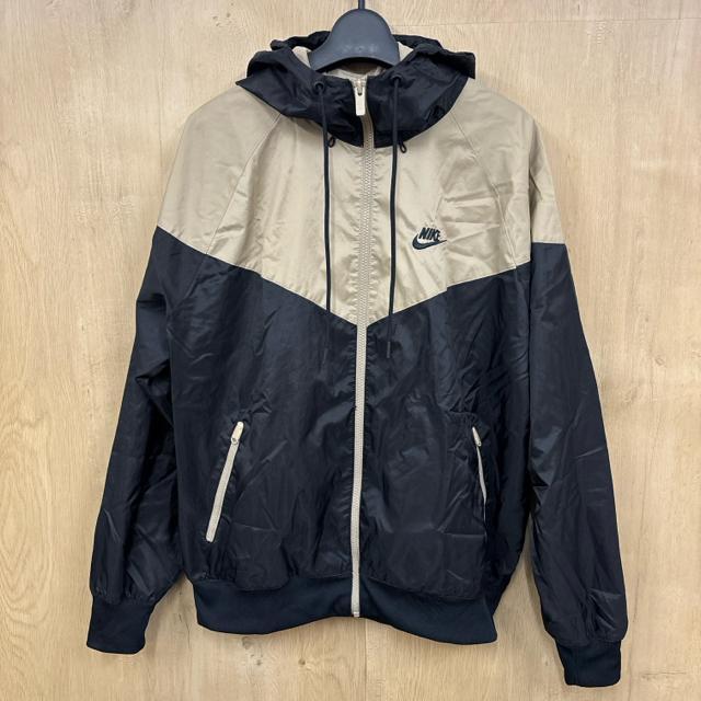 ���� NIKE �i�C�L �E�C���h�u���[�J�[ �W���P�b�g M  �� �u�����h�� 