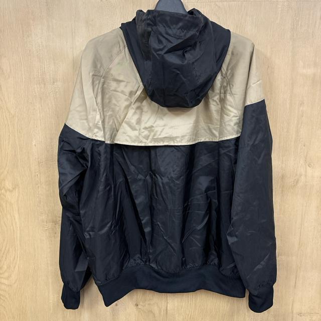 ���� NIKE �i�C�L �E�C���h�u���[�J�[ �W���P�b�g M �� �u�����h�� 