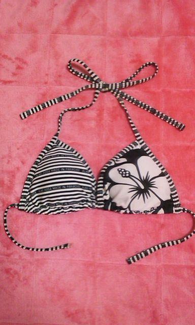 ALBA ROSA アルバ 一番人気 三角ビキニ水着 ブラック ホワイト ロゴ 美品 < ブランド  ALBA ROSA アルバ 一番人気 三角ビキニ水着 ブラック ホワイト ロゴ 美品 < ブランドの