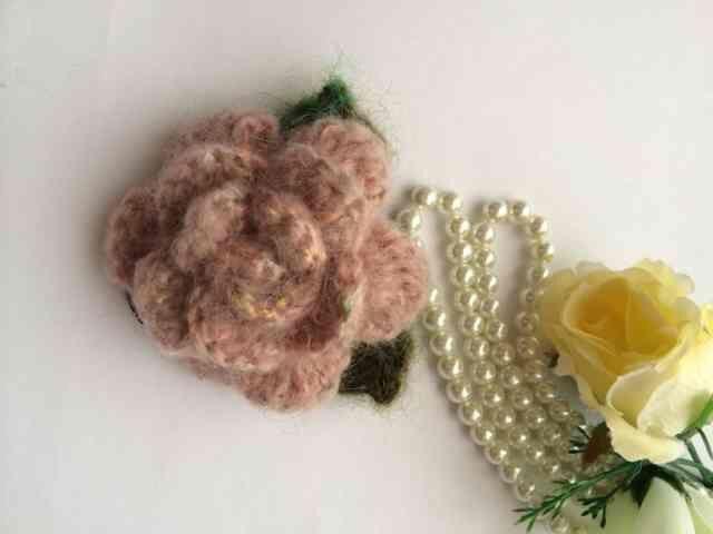 ハンドメイド ヘアゴム 薔薇 ピンク モヘア axes好き ガーリー < 女性ファッション  ハンドメイド ヘアゴム 薔薇 ピンク モヘア axes好き ガーリー < 女性ファッションの