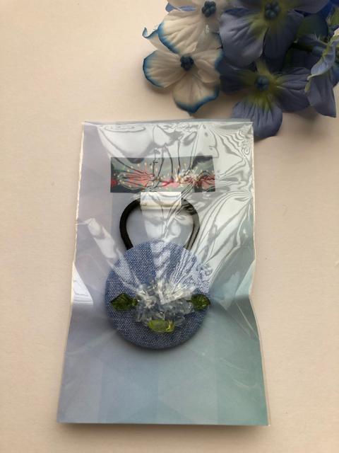 ハンドメイド ヘアゴム 特大 くるみボタン ピーズの紫陽花♪ < 女性ファッション  ハンドメイド ヘアゴム 特大 くるみボタン ピーズの紫陽花♪  < 女性ファッションの
