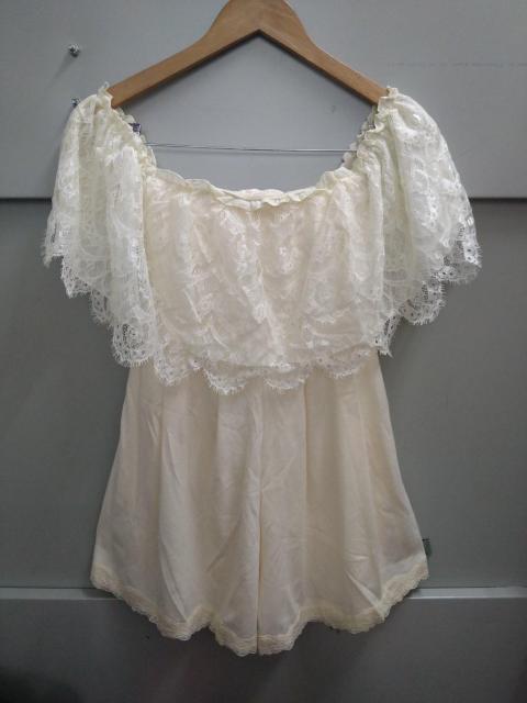 LIP SERVICEItVp[X   uh 