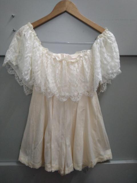 LIP SERVICEItVp[X  uh 