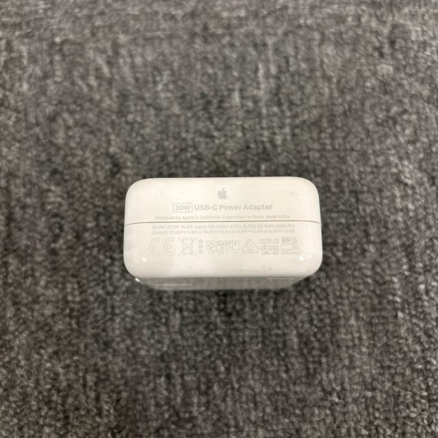 Apple アップル USB-C Power Adapter 30W A2164 < PC本体/周辺機器  Apple アップル USB-C Power Adapter 30W A2164  < PC本体/周辺機器の