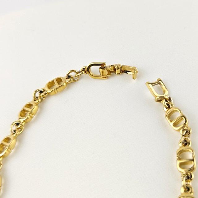 Christian Dior uXbg  uh 