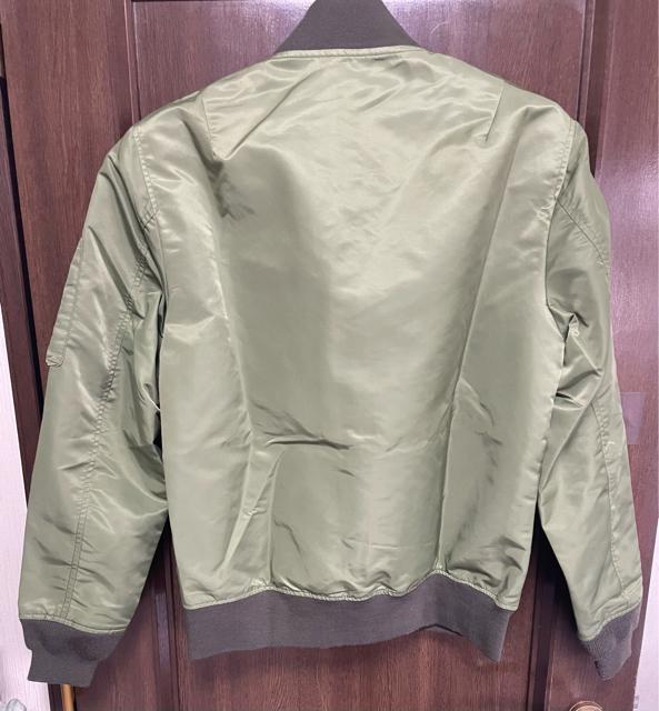 美品 【grn】MA-1 ナイロンツイル リバーシブル MA-1ジャケット 薄手タイプ ジーアールエヌ カモフラージュ Mサイズ < 男性ファッション 美品 【grn】MA-1 ナイロンツイル リバーシブル MA-1ジャケット 薄手タイプ ジーアールエヌ カモフラージュ Mサイズ < 男性ファッションの