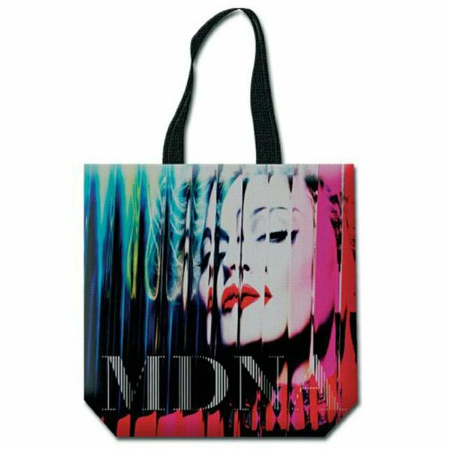 MADONNA }hi / g[gobO y / ItBVz  t@bV 