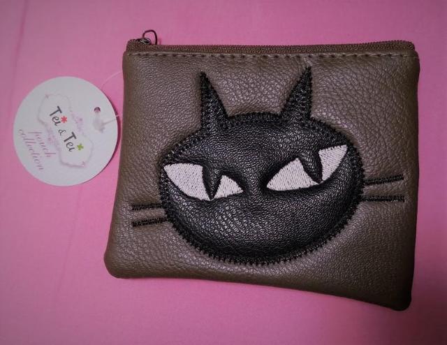 小銭入れ★ネコ★茶★ミニポーチ★宅急便のネコみたいで可愛い♪ < 女性ファッション  小銭入れ★ネコ★茶★ミニポーチ★宅急便のネコみたいで可愛い♪  < 女性ファッションの