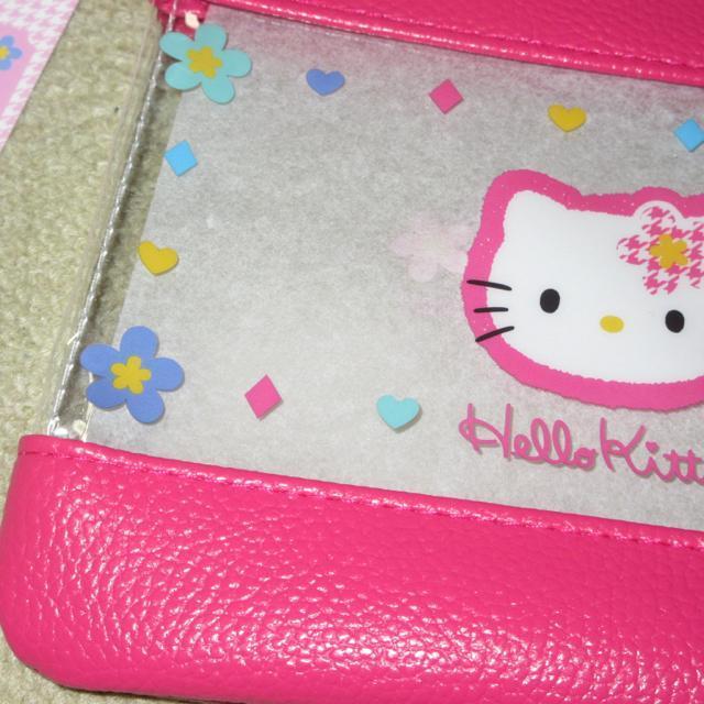 未使用タグ付き☆ハローキティ*コンビポーチ*フラットビニールポーチ*スリーコインズ(カオハナ) < おもちゃ  未使用タグ付き☆ハローキティ*コンビポーチ*フラットビニールポーチ*スリーコインズ(カオハナ) < おもちゃの