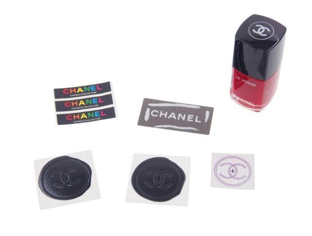 シャネル ステッカー ココマーク 封蝋 飛行機 カプセルコレクション 4種類 7枚 ショッパー付き CHANEL【正規品】 < ブランド  シャネル ステッカー ココマーク 封蝋 飛行機 カプセルコレクション 4種類 7枚 ショッパー付き CHANEL【正規品】 < ブランドの
